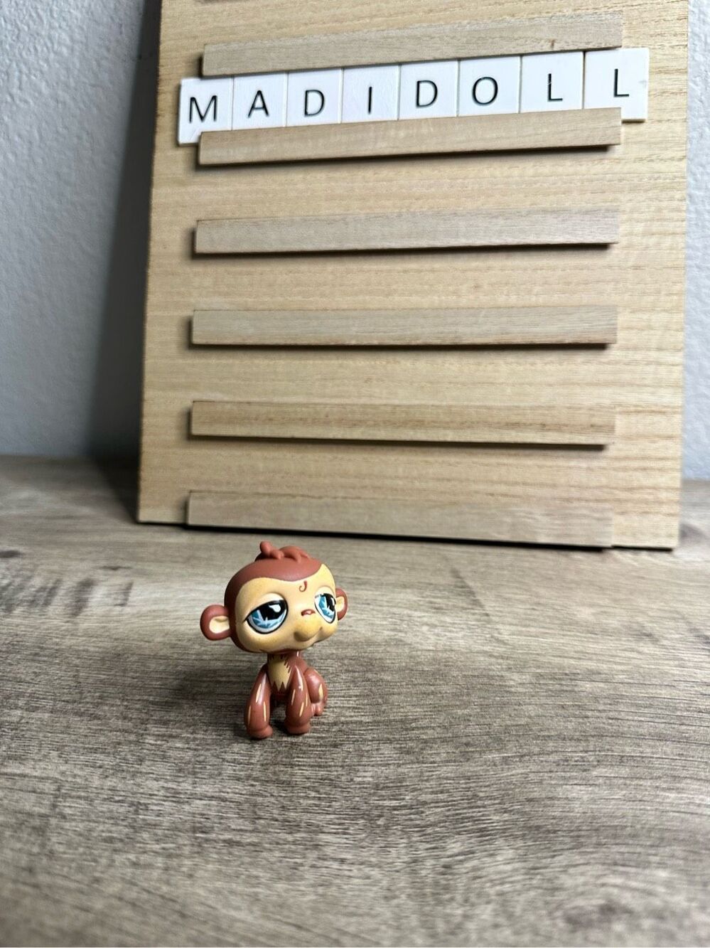 Littlest Pet Shop Blue Eyed Monkey #485